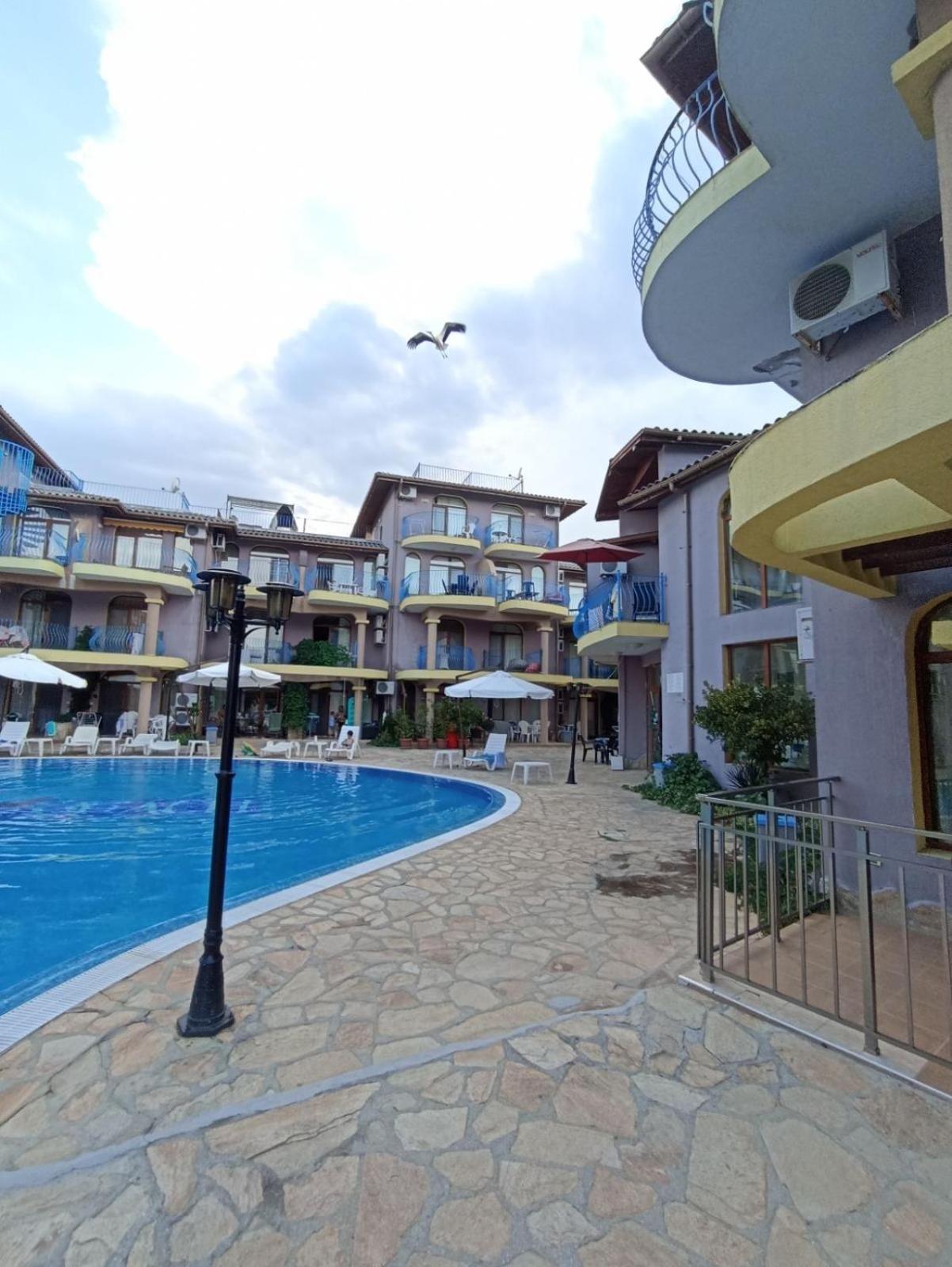 Къмпинг Градина Луксозен Апартамент Tschernomorez Exterior foto